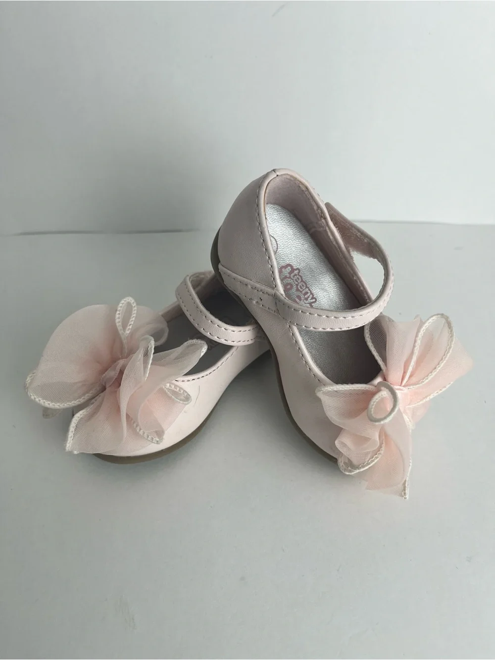 Teeny Toes- Baby Girl Pink Bow Mary Jane Style Dress Shoes - Size 2